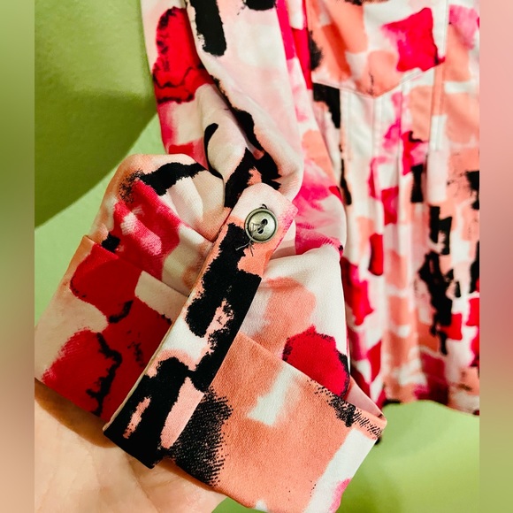 Top (Avenue) - Picture 4 of 5